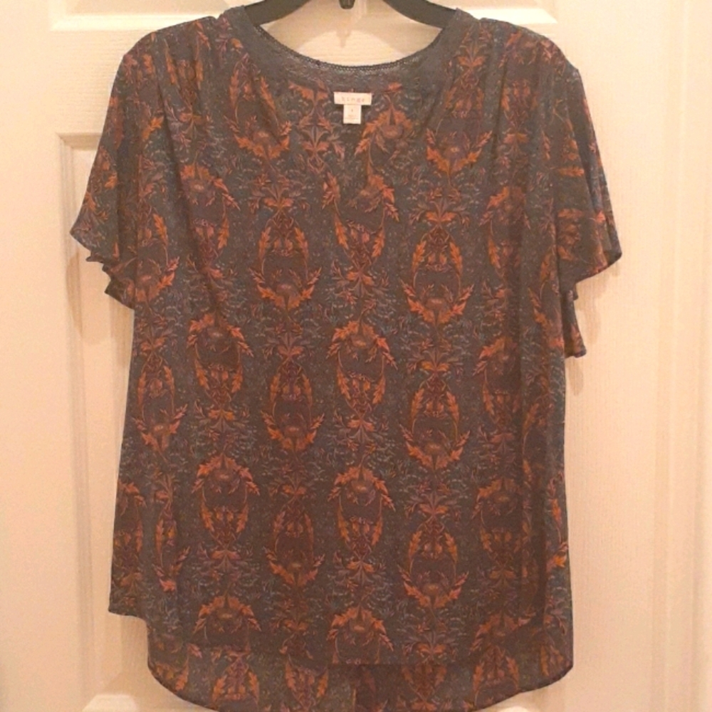 HINGE V-neck Print Short-Sleeved Top